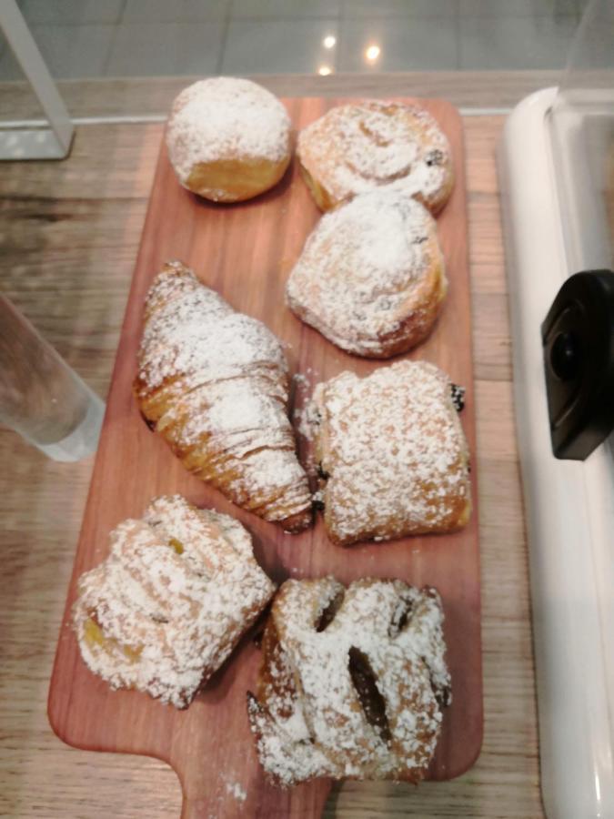 Hotel Iride Suite & Breakfast- Ideale Per Famiglie E Coppie Риччоне Екстер'єр фото